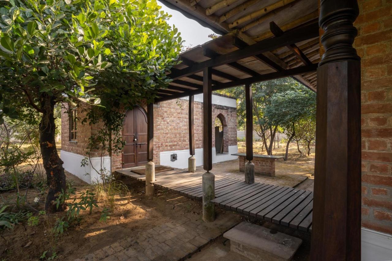 Lohonostays Bamboo House Sadhrana Bagh Gurgaon Exterior foto